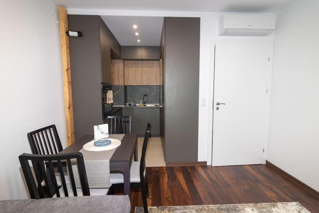 Georgi'S 1 Bedroom Quiet Apartment With Garage София Экстерьер фото